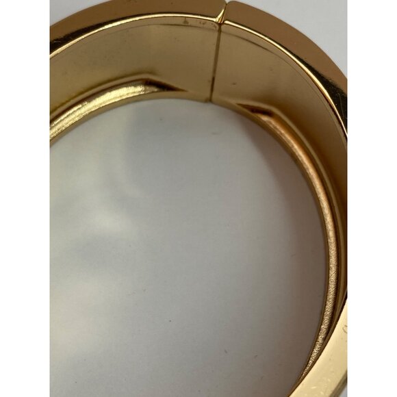 Avon Gold-Tone Geometric Hinged Bangle Bracelet With Red & Pink Pattern J0251 - Picture 9 of 9